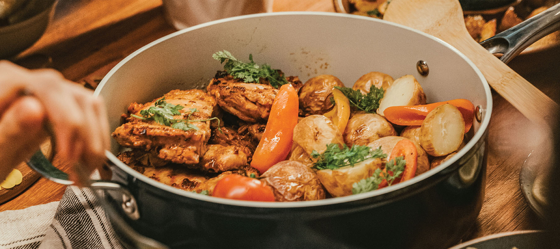 5 reasons why you should use non-stick cookware