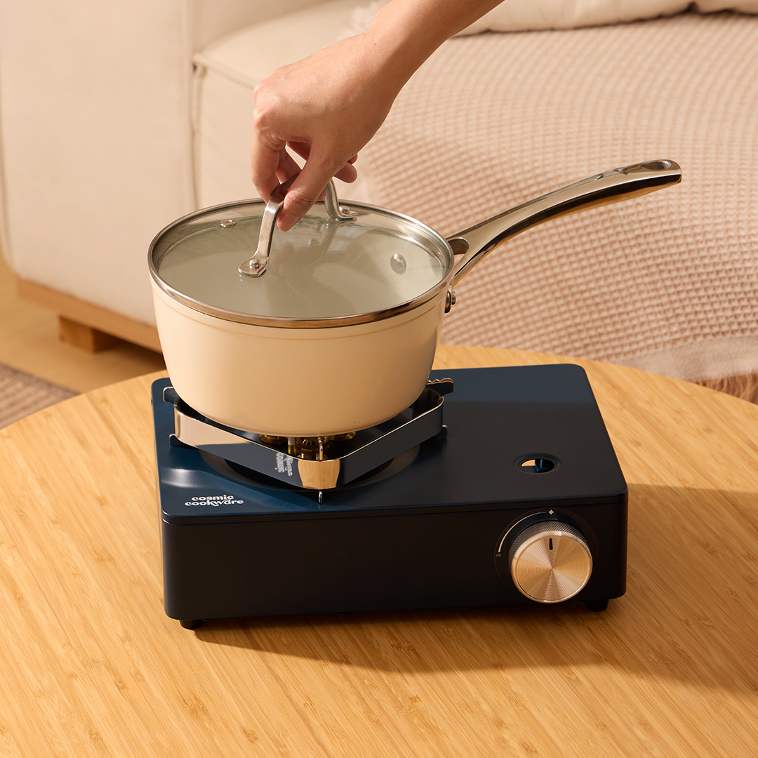 Navy Stove + Cream Saucepan #combination_Navy Stove + Cream Saucepan